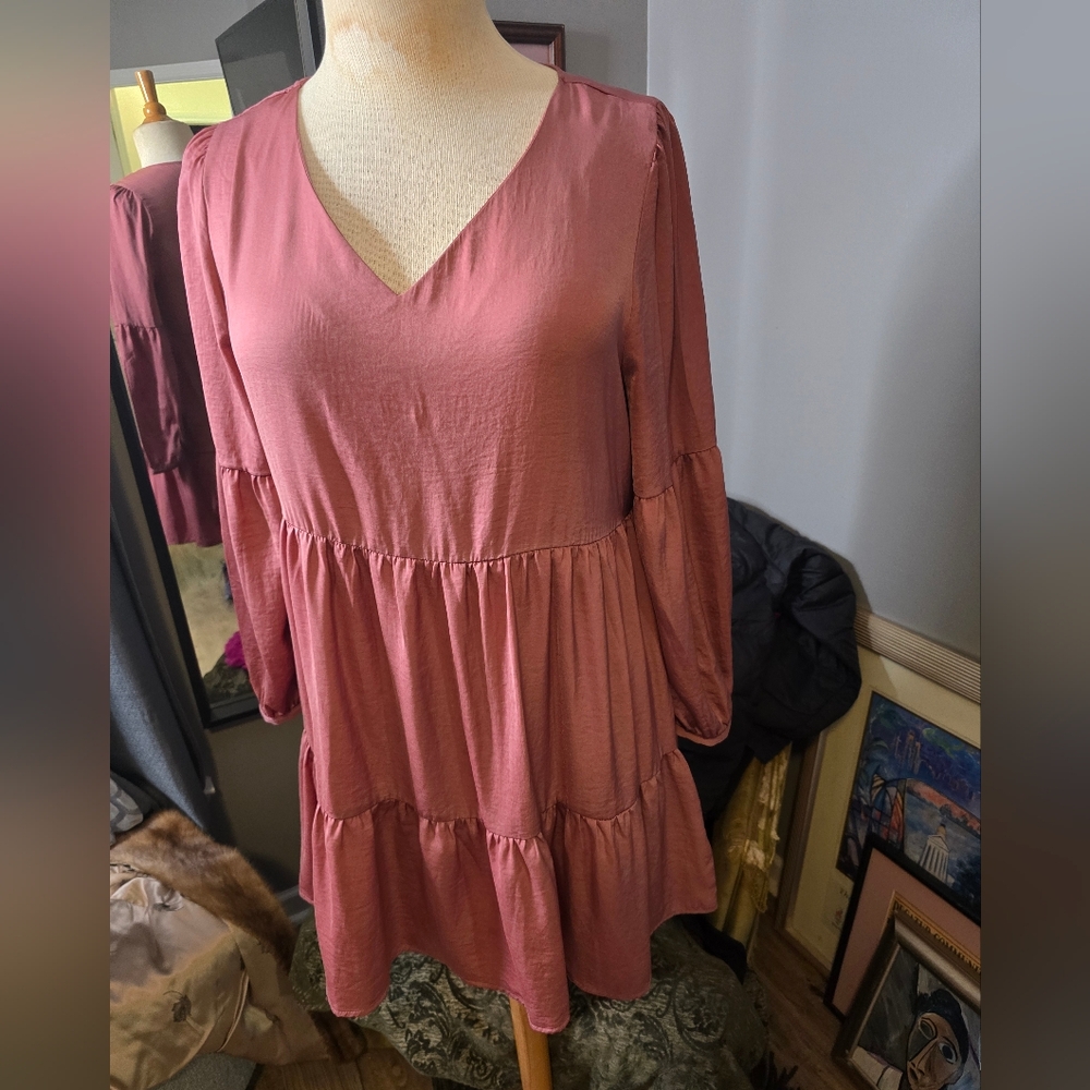 Cynthia Rowley Boho Dusty Rose Tiered V-Neck Long-Sleeve Dress - Picture 6 of 7